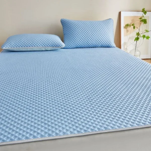 Lightweight Cooling Bed Mat with Breathable Fabric – Single (90×200cm)